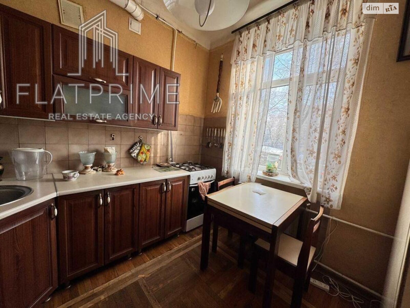 Продажа двухкомнатной квартиры в Киеве, на ул. Зоологическая 6, район Лукьяновка фото 1 Продажа двухкомнатной квартиры в Киеве, на ул. Зоологическая 6, район Лукьяновка фото 1