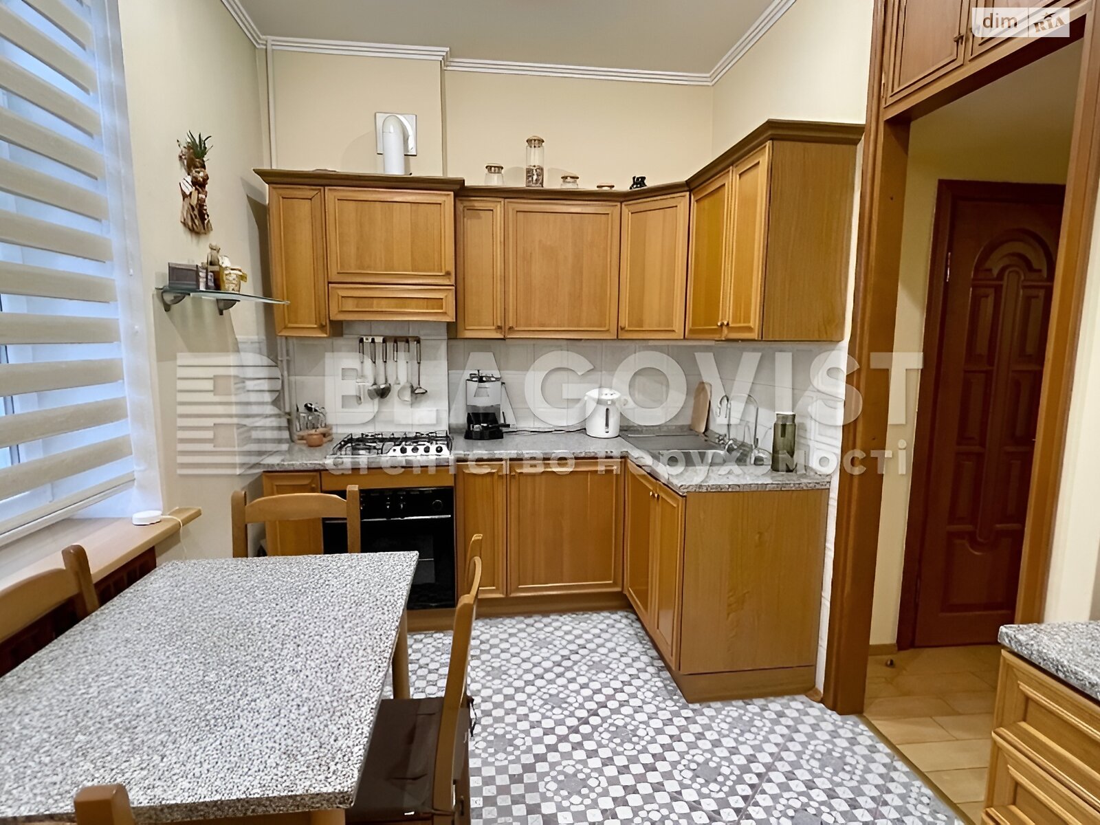 Продаж трикімнатної квартири в Києві, на вул. Лютеранська 4, фото 1 Продаж трикімнатної квартири в Києві, на вул. Лютеранська 4, фото 1