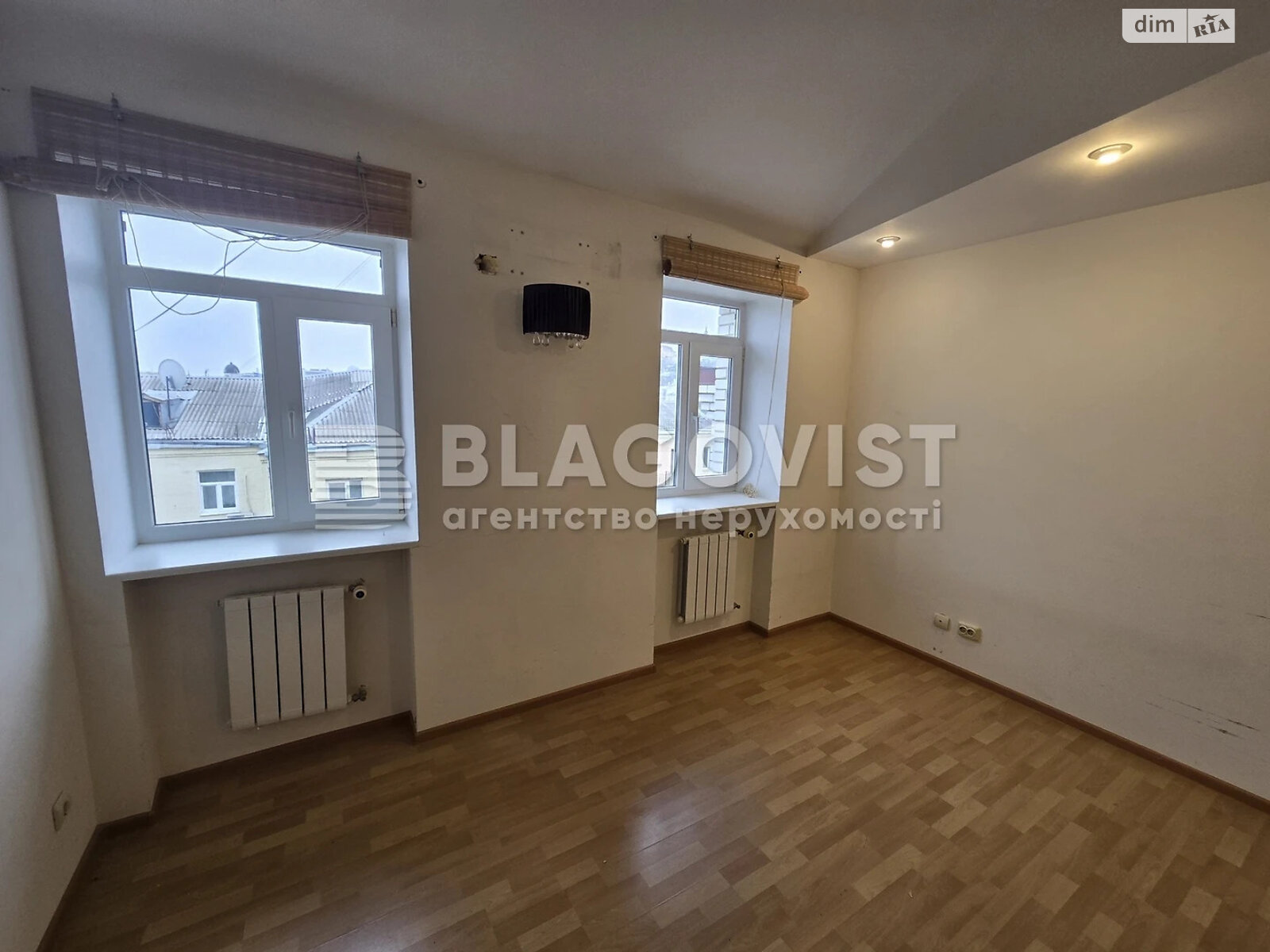 Продаж чотирикімнатної квартири в Києві, на вул. Межигірська 3/7Б, фото 1 Продаж чотирикімнатної квартири в Києві, на вул. Межигірська 3/7Б, фото 1