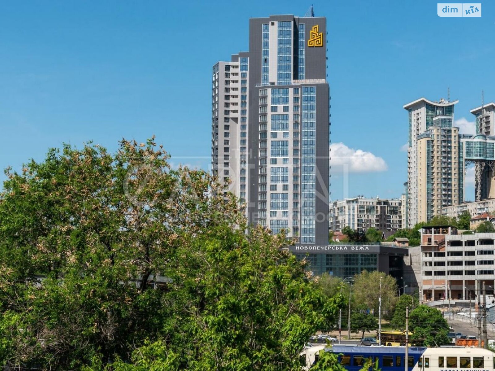 Продажа четырехкомнатной квартиры в Киеве, на ул. Михаила Бойчука 41, фото 1 Продажа четырехкомнатной квартиры в Киеве, на ул. Михаила Бойчука 41, фото 1