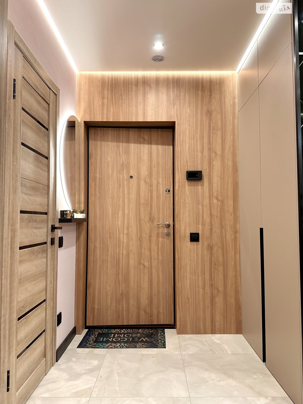 Продажа двухкомнатной квартиры в Киеве, на ул. Михаила Максимовича 24В, фото 1 Продажа двухкомнатной квартиры в Киеве, на ул. Михаила Максимовича 24В, фото 1