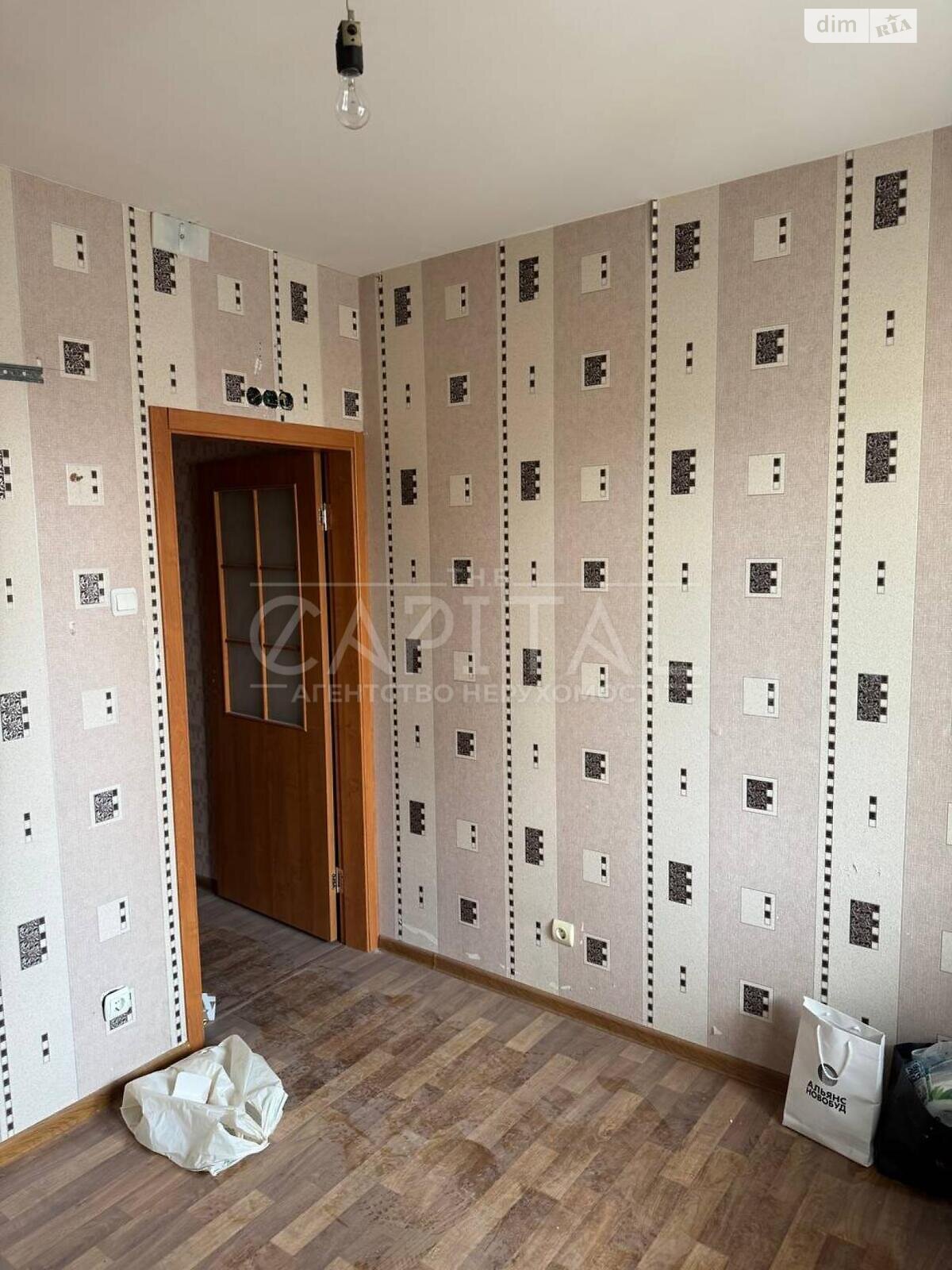 Продажа однокомнатной квартиры в Киеве, на ул. Михаила Максимовича 7Б, фото 1 Продажа однокомнатной квартиры в Киеве, на ул. Михаила Максимовича 7Б, фото 1