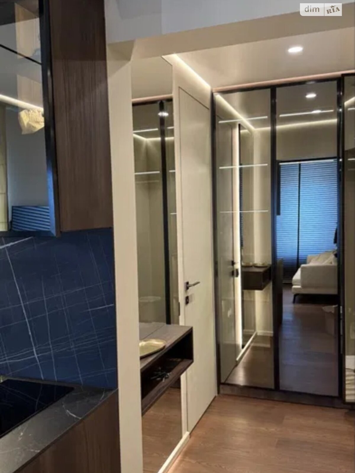 Продаж однокімнатної квартири в Києві, на вул. Михайла Максимовича, фото 1