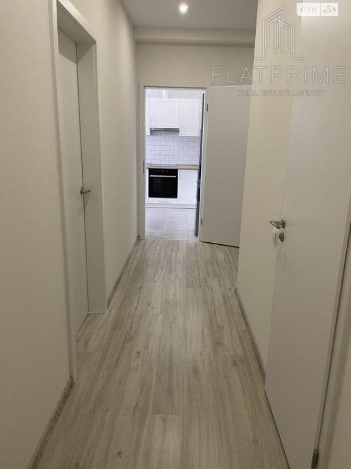 Продажа двухкомнатной квартиры в Киеве, на ул. Михаила Максимовича 28Б, фото 1