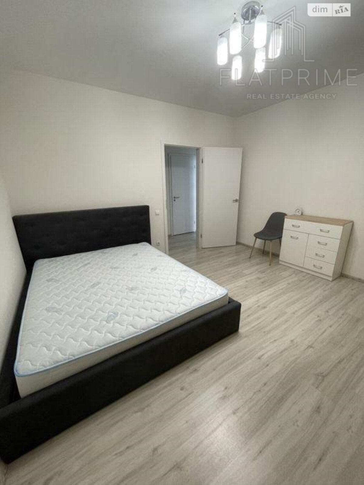 Продажа двухкомнатной квартиры в Киеве, на ул. Михаила Максимовича 28Б, фото 1