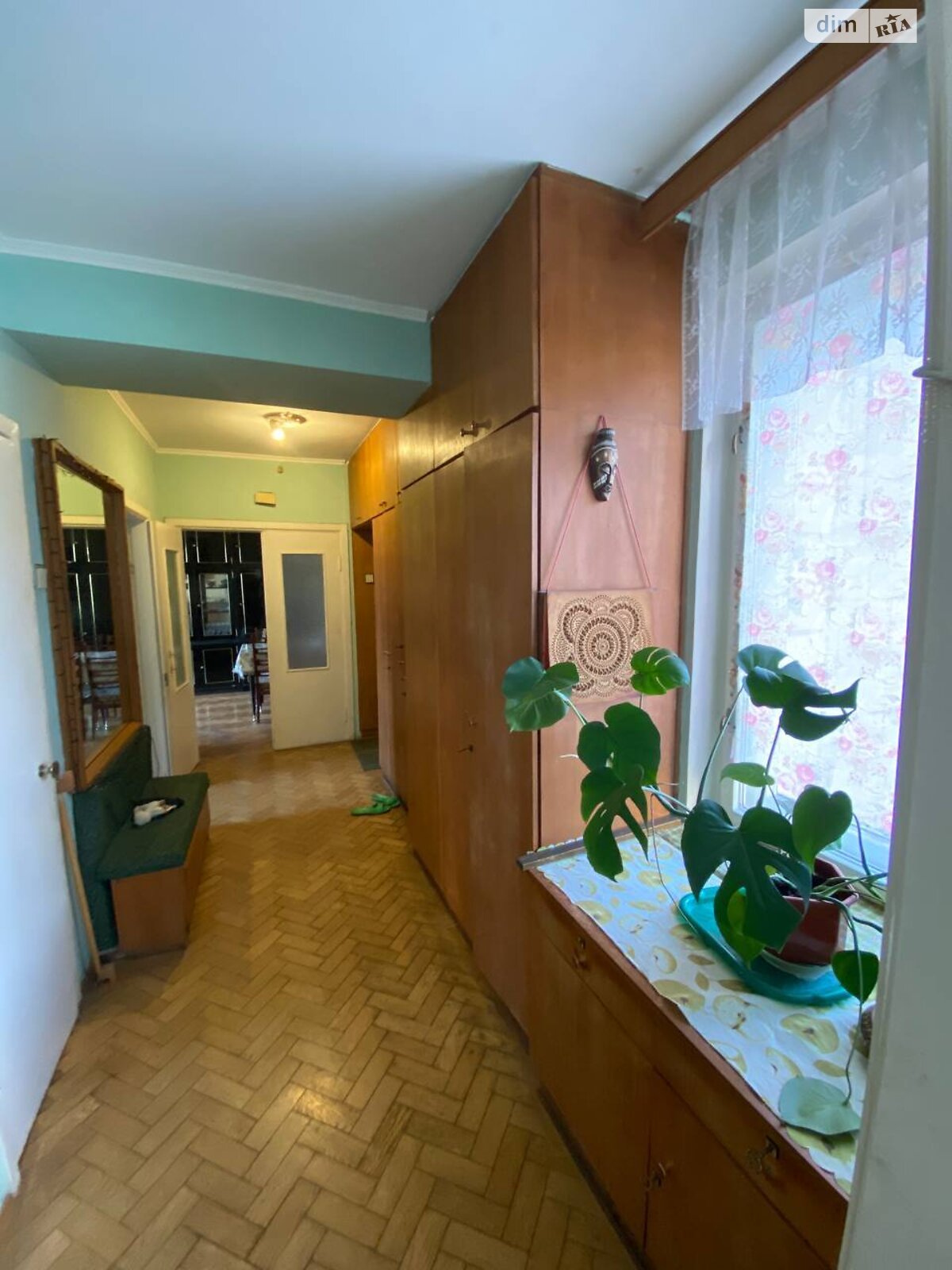 Продаж трикімнатної квартири в Києві, на вул. Михайла Омеляновича-Павленка 13, фото 1 Продаж трикімнатної квартири в Києві, на вул. Михайла Омеляновича-Павленка 13, фото 1