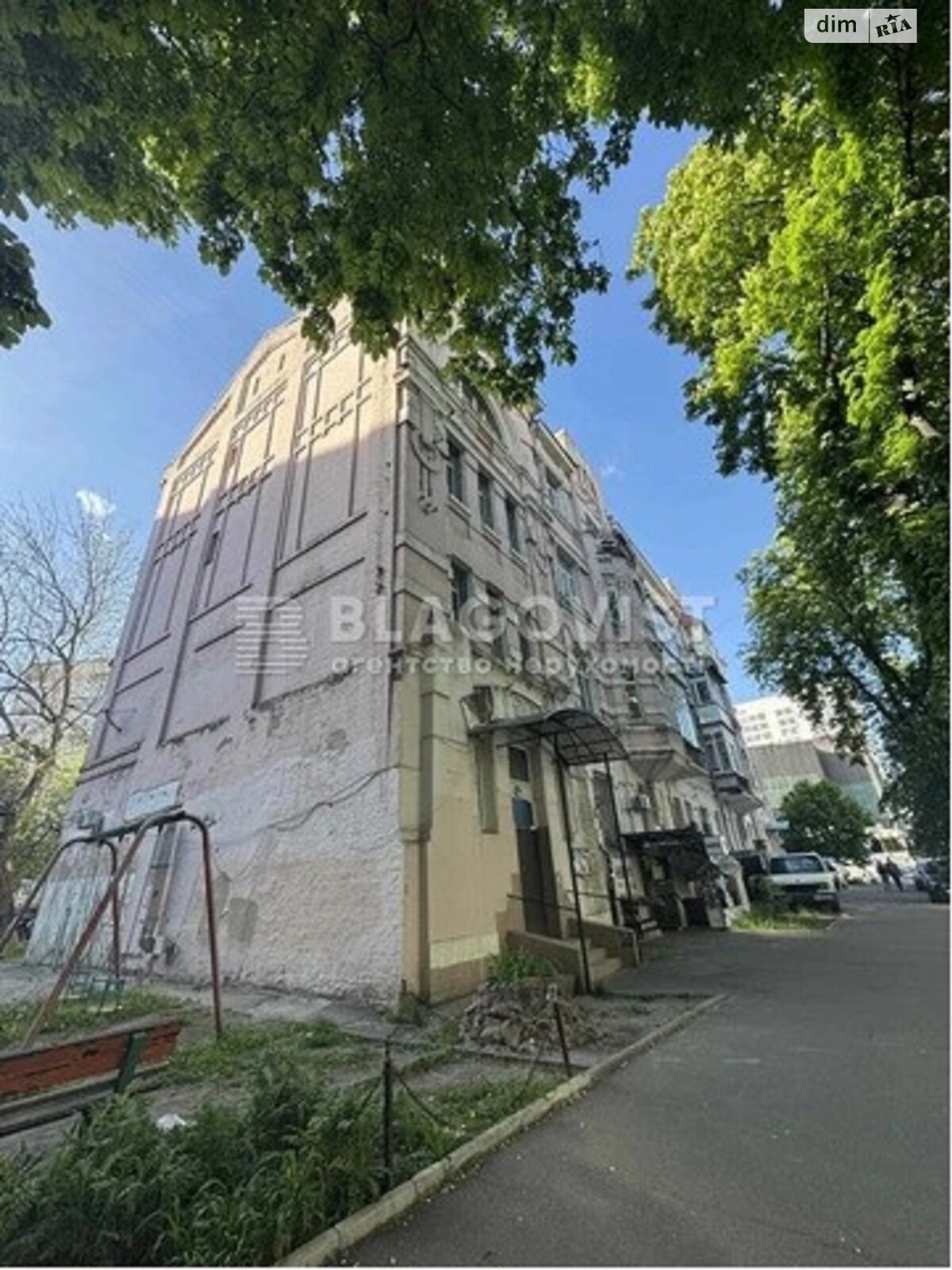 Продаж двокімнатної квартири в Києві, на вул. Михайла Омеляновича-Павленка 14/12, фото 1 Продаж двокімнатної квартири в Києві, на вул. Михайла Омеляновича-Павленка 14/12, фото 1