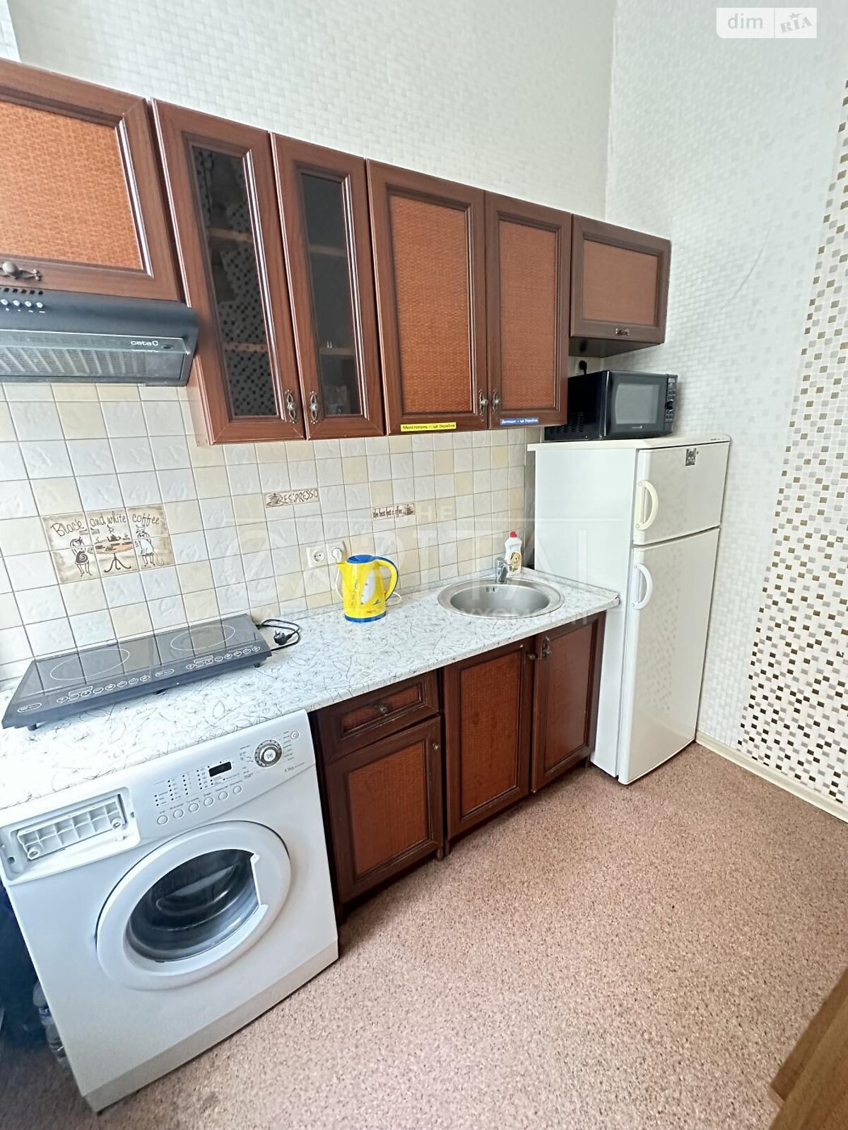 Продажа трехкомнатной квартиры в Киеве, на ул. Михайловская 21Б, фото 1 Продажа трехкомнатной квартиры в Киеве, на ул. Михайловская 21Б, фото 1