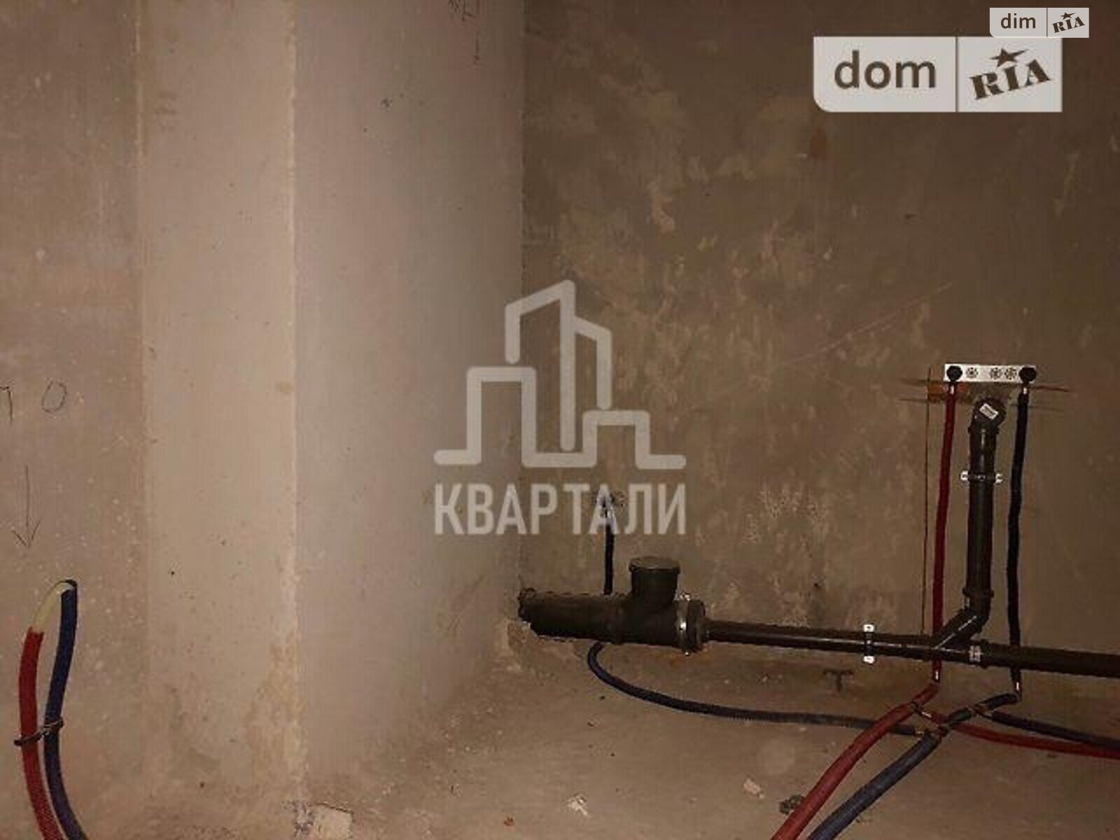 Продаж трикімнатної квартири в Києві, на вул. Бережанська 15, район Мінський Масив фото 1