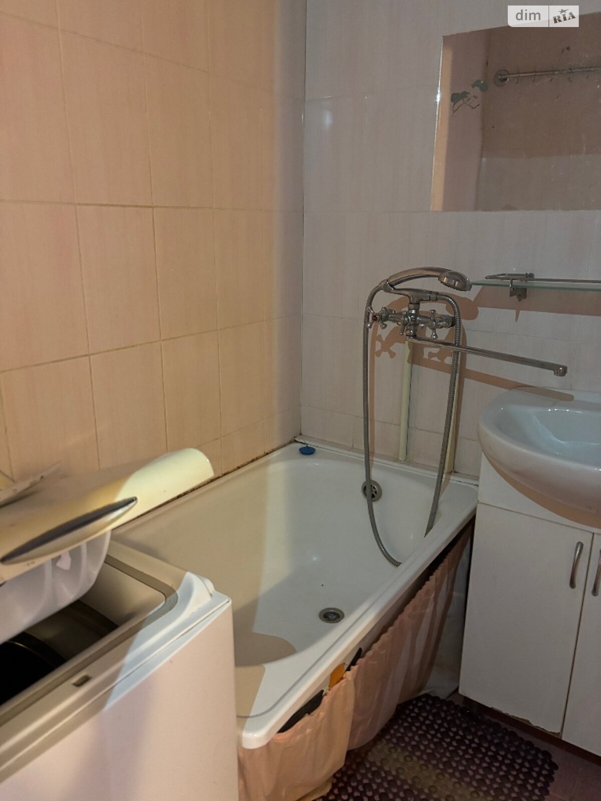 Продажа трехкомнатной квартиры в Киеве, на просп. Маршала Рокоссовского 4А, район Минский Массив фото 1 Продажа трехкомнатной квартиры в Киеве, на просп. Маршала Рокоссовского 4А, район Минский Массив фото 1