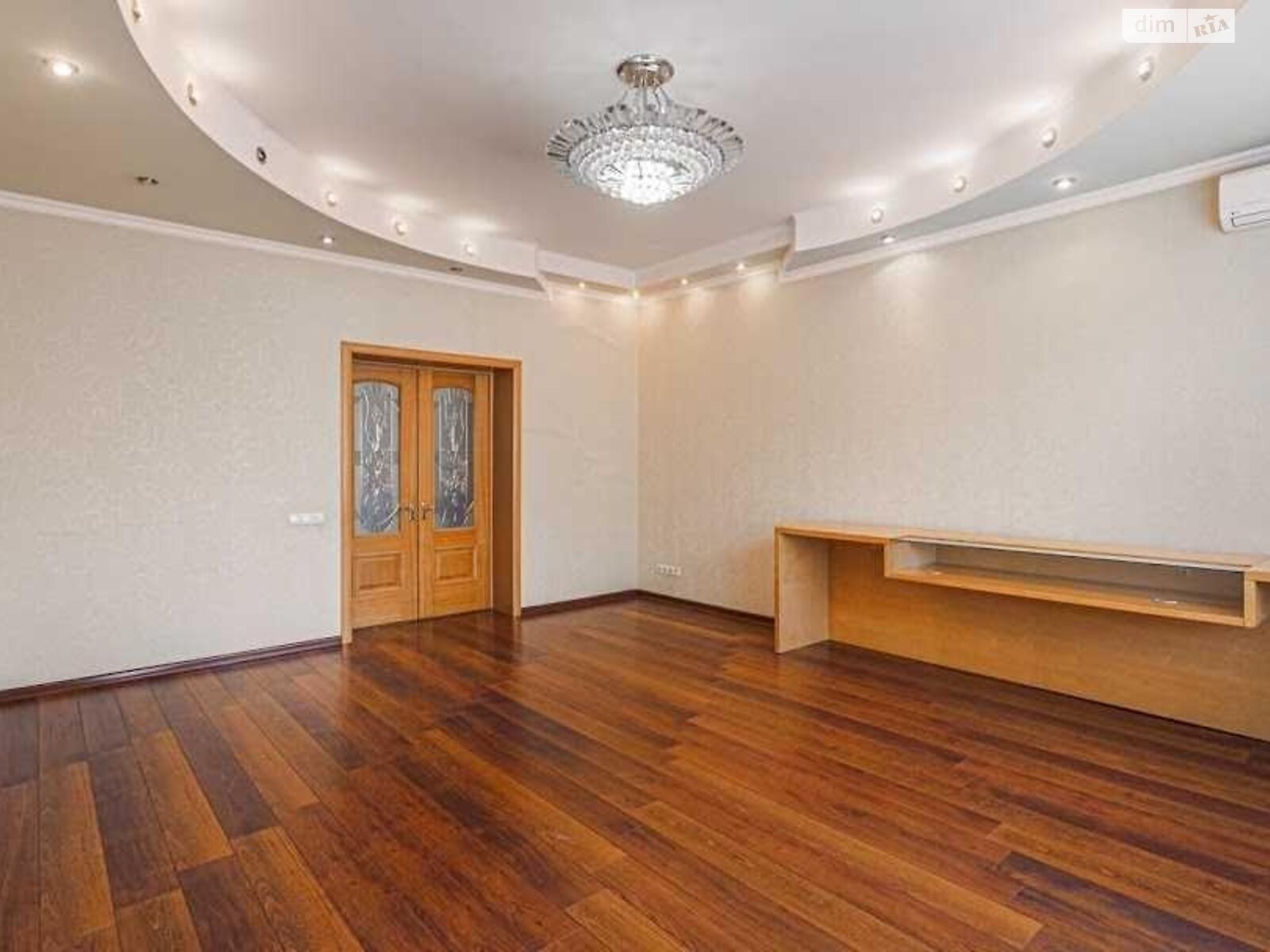 Продаж чотирикімнатної квартири в Києві, на вул. Левка Лук'яненка 21 корпус 7, район Мінський Масив фото 1 Продаж чотирикімнатної квартири в Києві, на вул. Левка Лук'яненка 21 корпус 7, район Мінський Масив фото 1