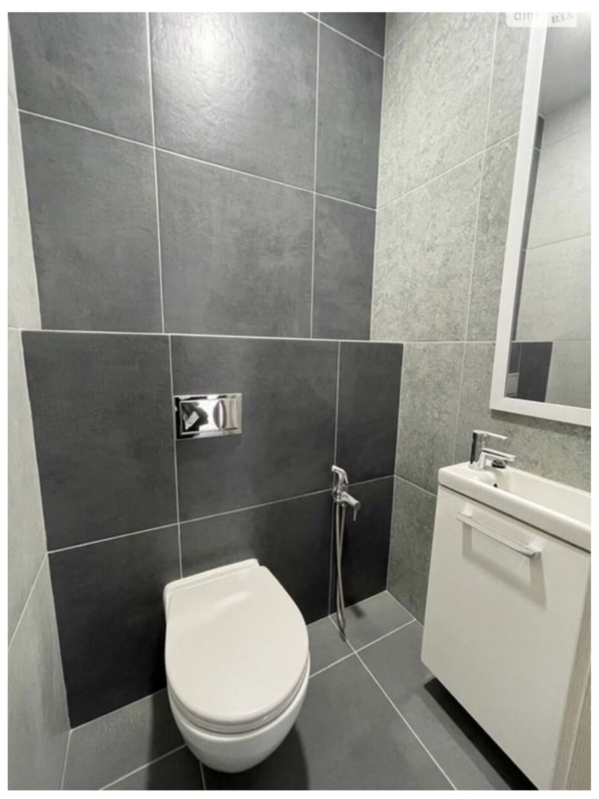 Продажа двухкомнатной квартиры в Киеве, на ул. Николая Гулака 4, район Минский Массив фото 1