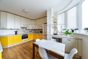 Продаж трикімнатної квартири в Києві, на вул. Петра Калнишевського 7, район Мінський Масив фото 2