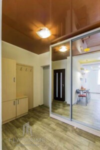 Продаж однокімнатної квартири в Києві, на вул. Петра Калнишевського 7, район Мінський Масив фото 2