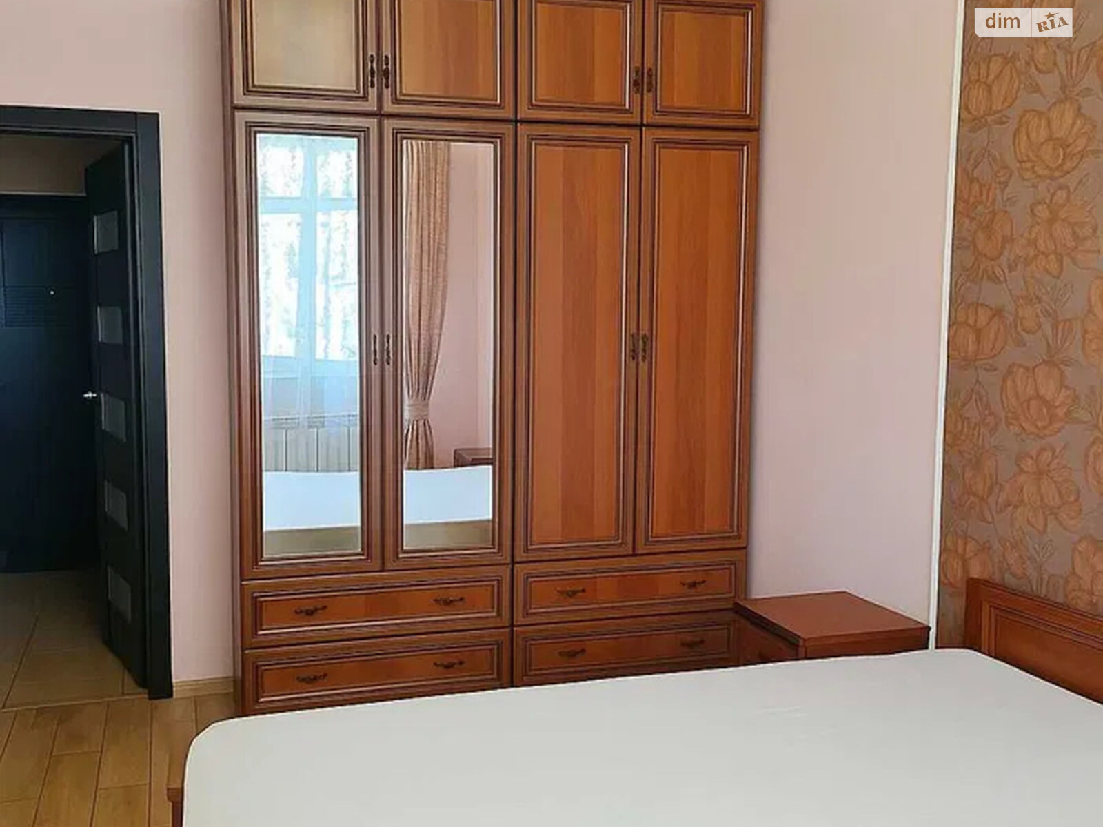 Продажа однокомнатной квартиры в Киеве, на ул. Петра Калнышевского 6, район Минский Массив фото 1