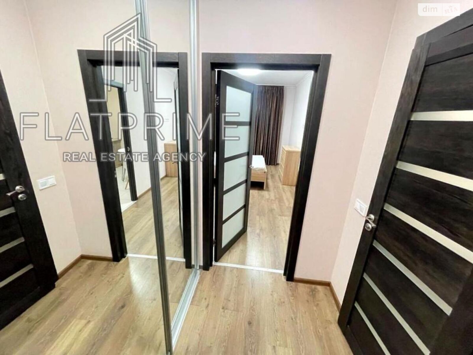 Продажа однокомнатной квартиры в Киеве, на ул. Петра Калнышевского 6, район Минский Массив фото 1