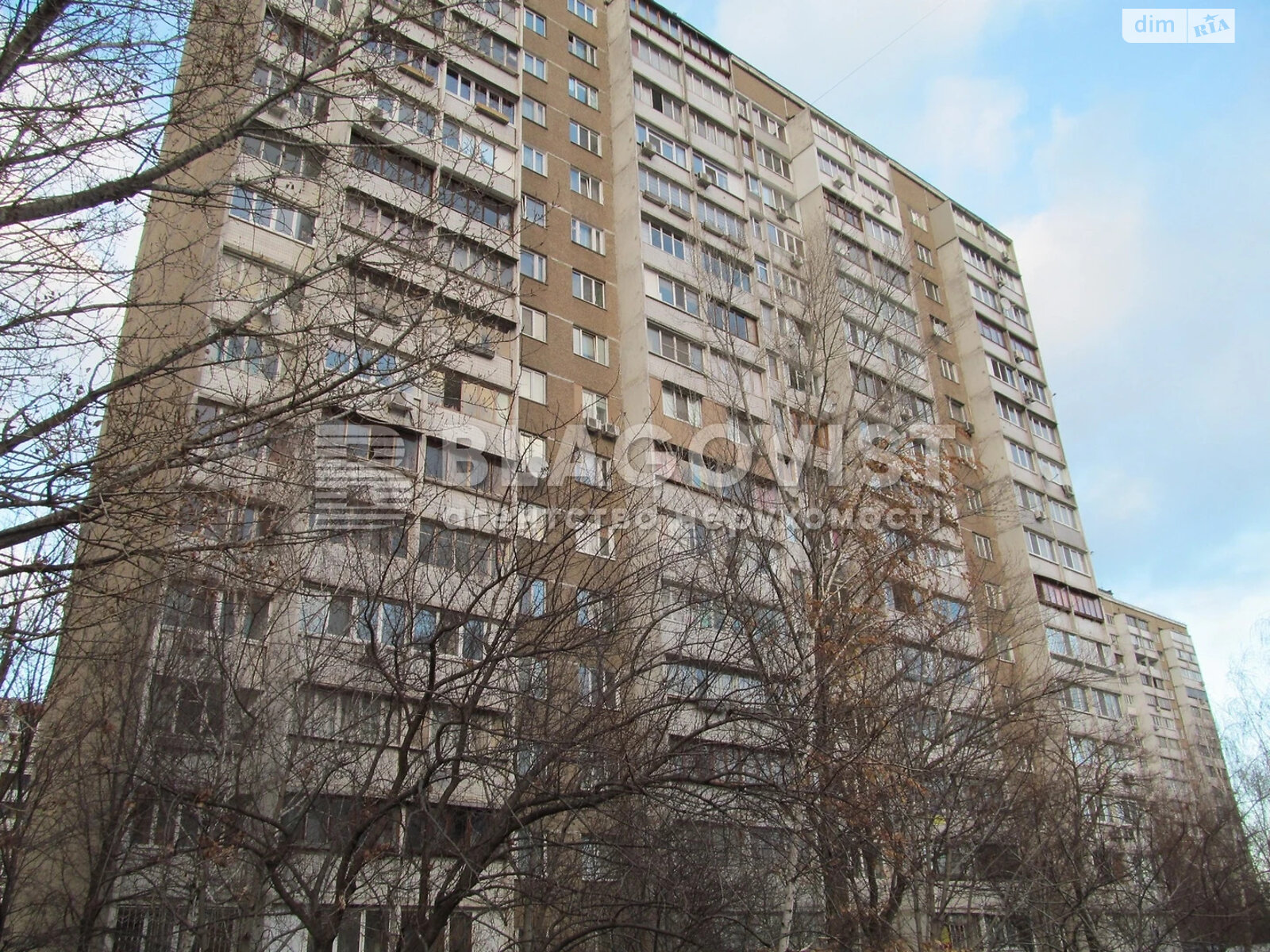 Продаж трикімнатної квартири в Києві, на вул. Петра Панча 5, район Мінський Масив фото 1