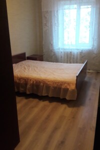 Продажа трехкомнатной квартиры в Киеве, на ул. Полярная 6, район Минский Массив фото 2