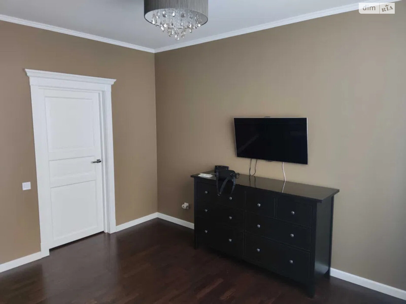 Продаж трикімнатної квартири в Києві, на вул. Сім'ї Кульженків 35, район Мінський Масив фото 1