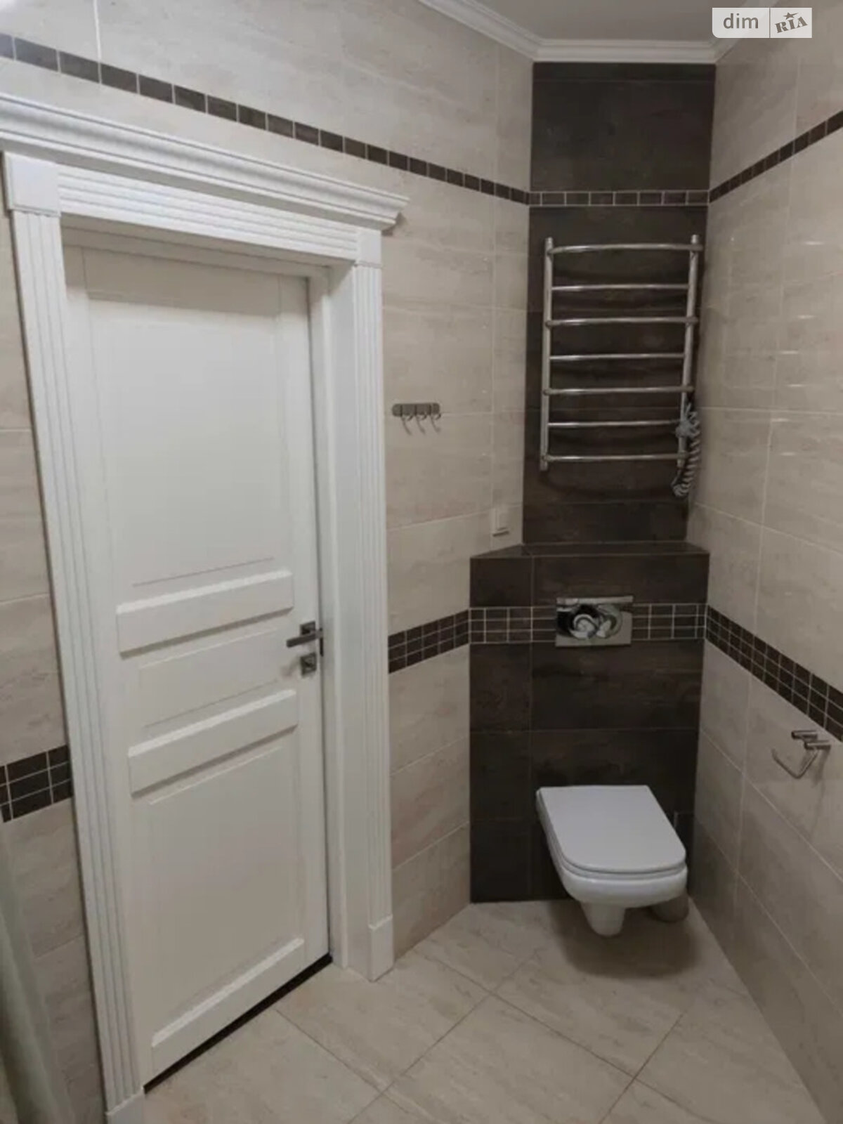 Продаж трикімнатної квартири в Києві, на вул. Сім'ї Кульженків 35, район Мінський Масив фото 1