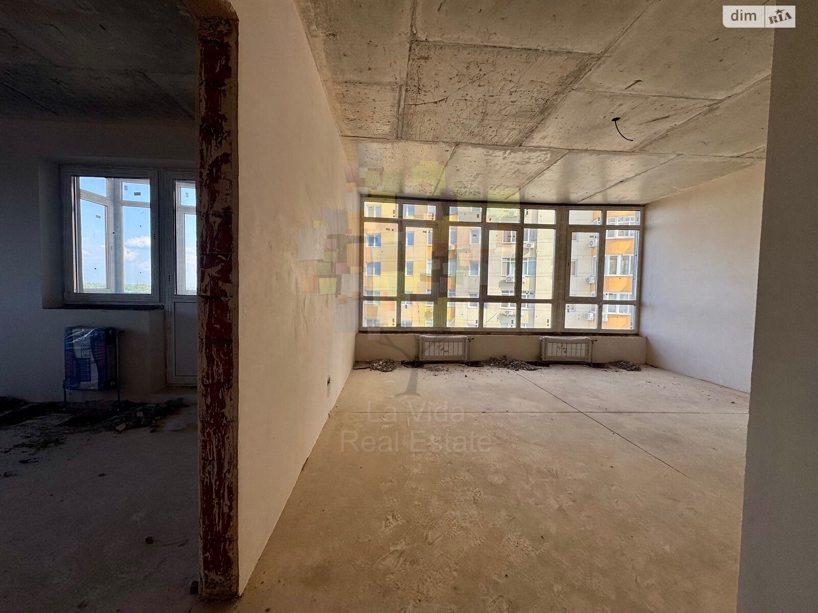 Продажа четырехкомнатной квартиры в Киеве, на ул. Юрия Кондратюка 1, район Минский Массив фото 1 Продажа четырехкомнатной квартиры в Киеве, на ул. Юрия Кондратюка 1, район Минский Массив фото 1