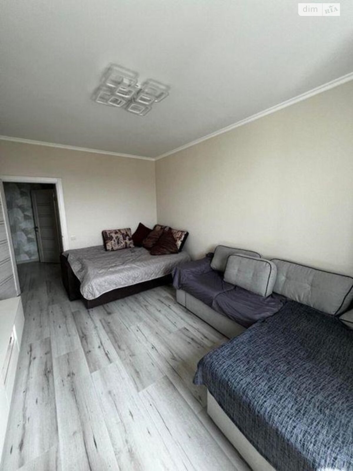 Продаж однокімнатної квартири в Києві, на вул. Юрія Кондратюка 7, район Мінський Масив фото 1