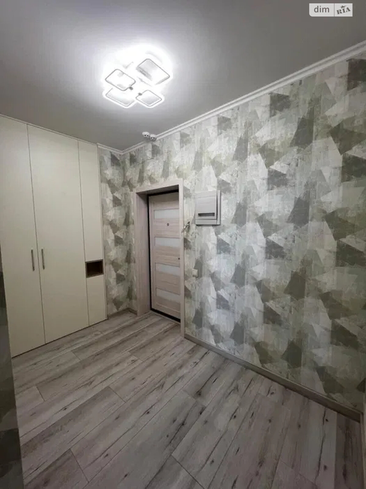 Продаж однокімнатної квартири в Києві, на вул. Юрія Кондратюка 7, район Мінський Масив фото 1 Продаж однокімнатної квартири в Києві, на вул. Юрія Кондратюка 7, район Мінський Масив фото 1