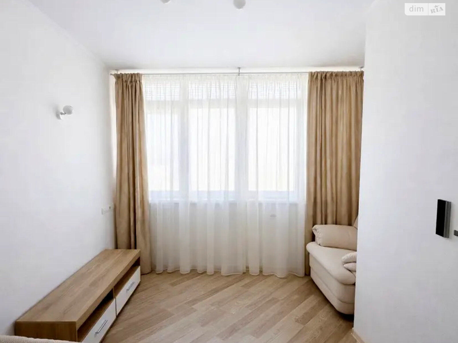 Продажа однокомнатной квартиры в Киеве, на ул. Юрия Кондратюка 5, район Минский Массив фото 1