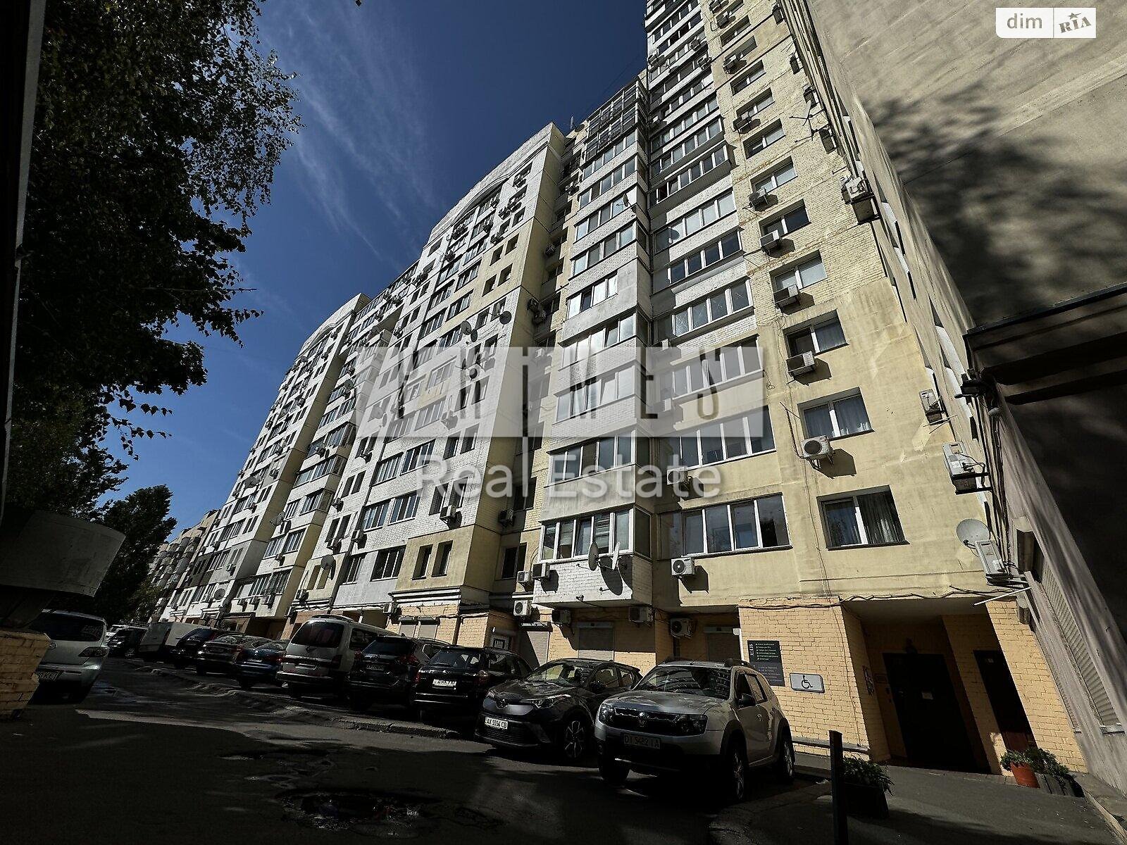 Продажа трехкомнатной квартиры в Киеве, на ул. Мокрая 3, фото 1 Продажа трехкомнатной квартиры в Киеве, на ул. Мокрая 3, фото 1