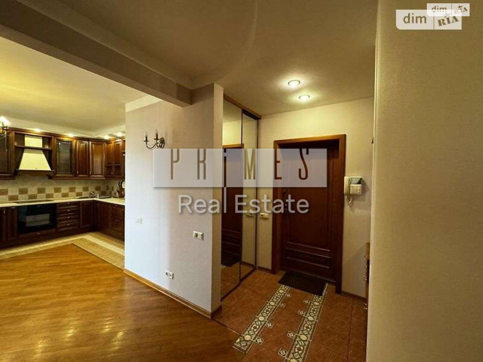 Продажа трехкомнатной квартиры в Киеве, на ул. Мокрая 3, фото 1 Продажа трехкомнатной квартиры в Киеве, на ул. Мокрая 3, фото 1