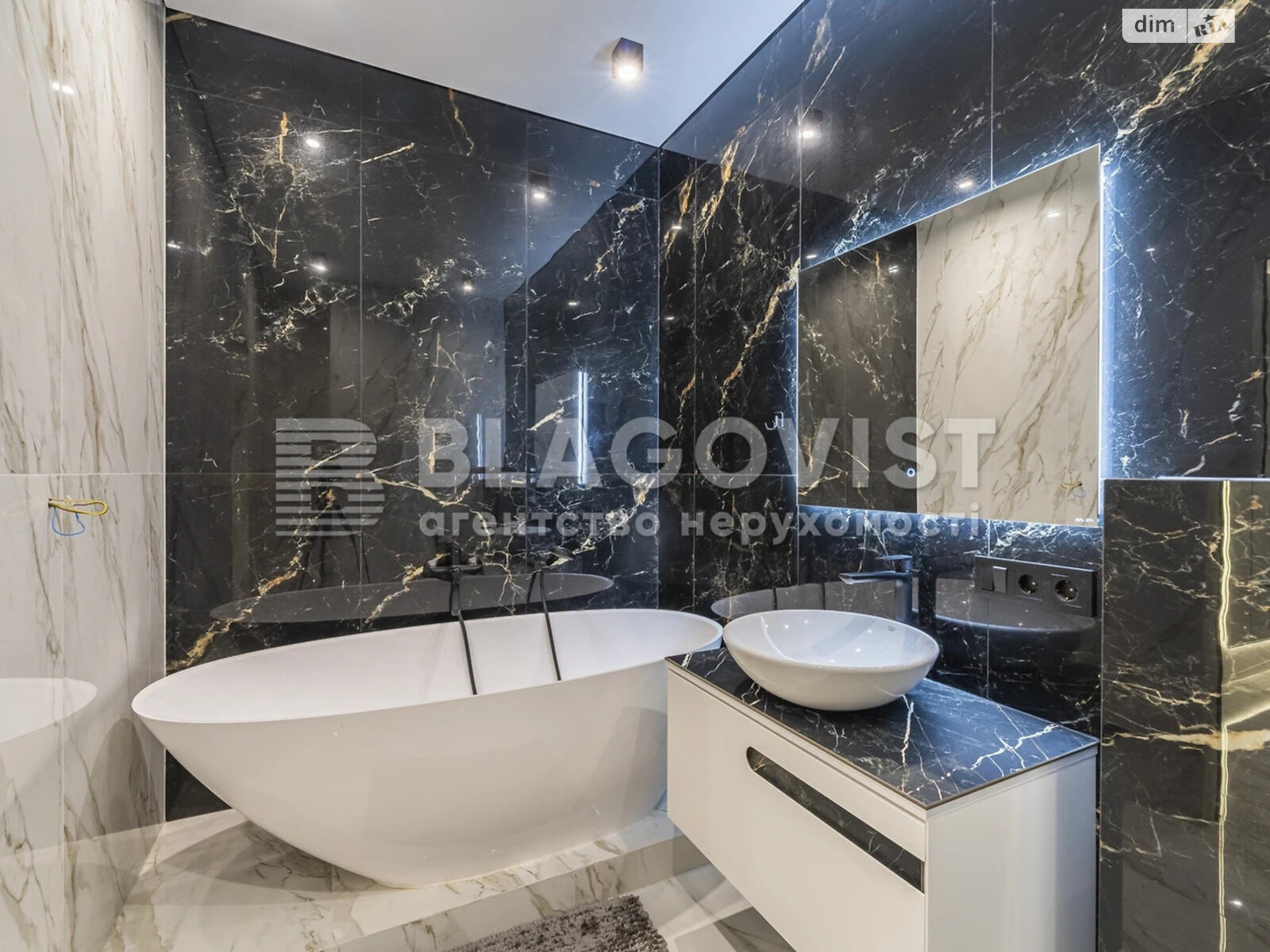 Продажа двухкомнатной квартиры в Киеве, на ул. Мокрая 8Б, фото 1