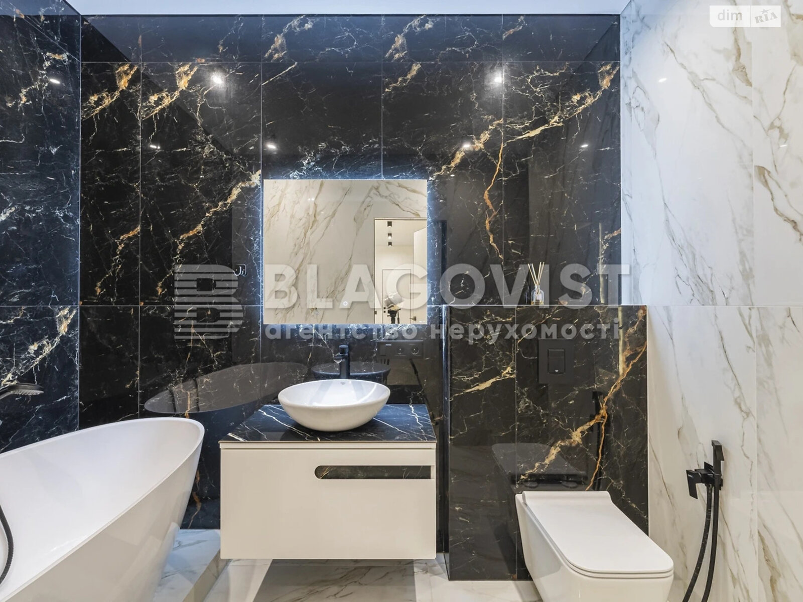 Продажа двухкомнатной квартиры в Киеве, на ул. Мокрая 8Б, фото 1