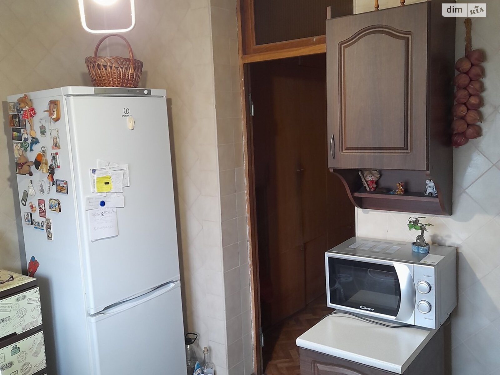 Продаж трикімнатної квартири в Києві, на пров. Квітневий 3, район Мостицький Масив фото 1 Продаж трикімнатної квартири в Києві, на пров. Квітневий 3, район Мостицький Масив фото 1