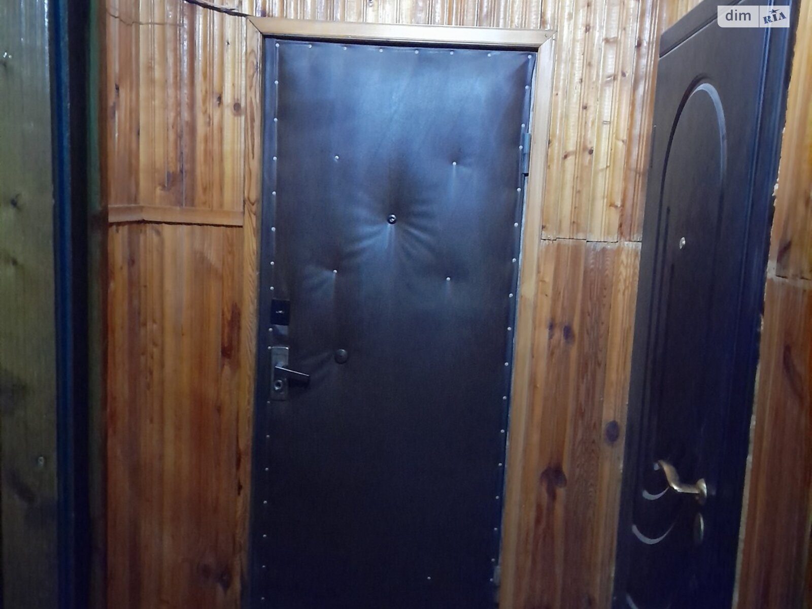 Продаж трикімнатної квартири в Києві, на пров. Квітневий 3, район Мостицький Масив фото 1 Продаж трикімнатної квартири в Києві, на пров. Квітневий 3, район Мостицький Масив фото 1
