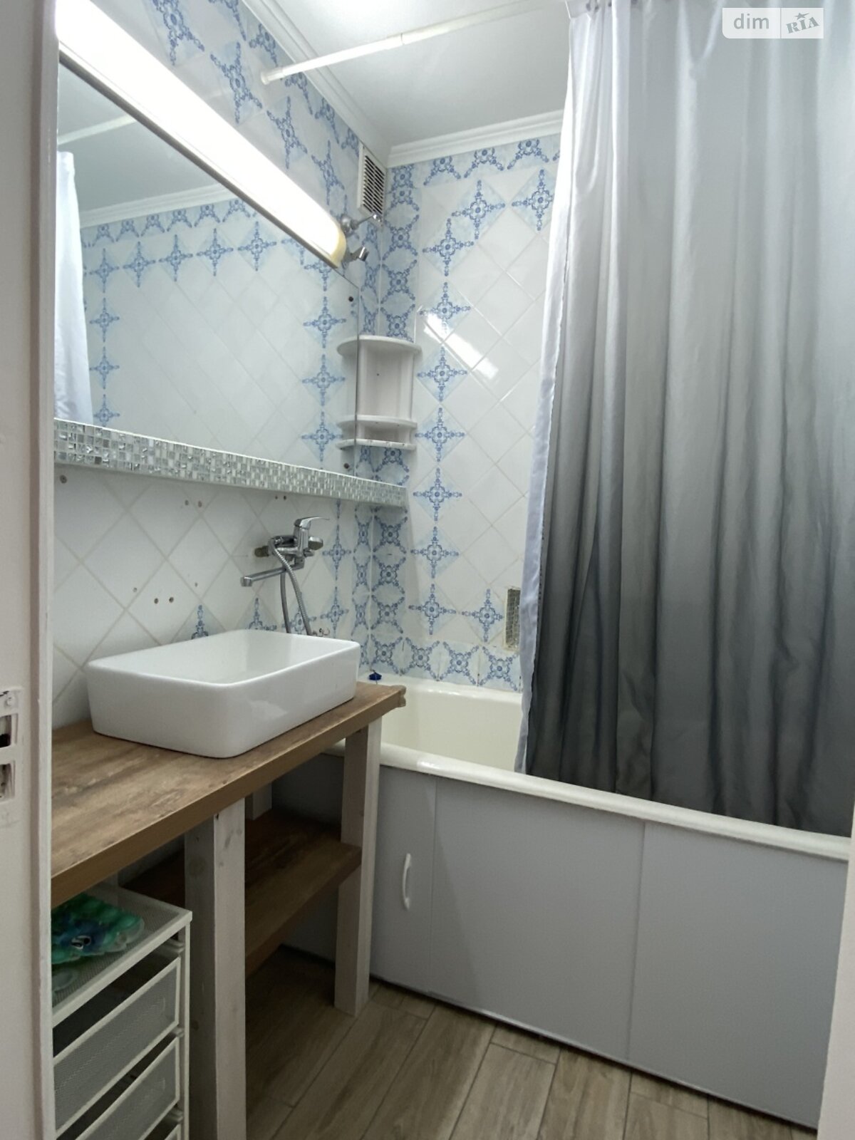 Продажа трехкомнатной квартиры в Киеве, на просп. Европейского Союза 17Б, район Мостицкий Массив фото 1 Продажа трехкомнатной квартиры в Киеве, на просп. Европейского Союза 17Б, район Мостицкий Массив фото 1