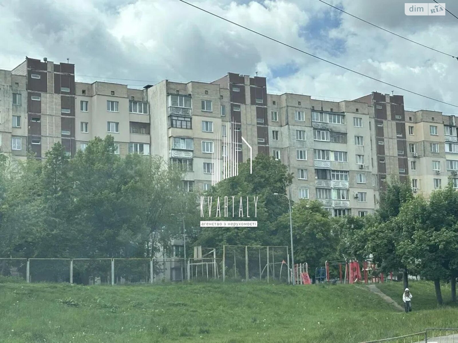 Продаж трикімнатної квартири в Києві, на просп. Європейського Союзу 33, район Мостицький Масив фото 1 Продаж трикімнатної квартири в Києві, на просп. Європейського Союзу 33, район Мостицький Масив фото 1