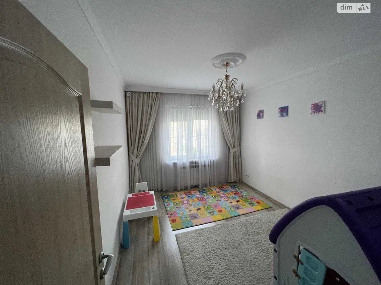 Продаж трикімнатної квартири в Києві, на просп. Європейського Союзу 31А, район Мостицький Масив фото 1 Продаж трикімнатної квартири в Києві, на просп. Європейського Союзу 31А, район Мостицький Масив фото 1