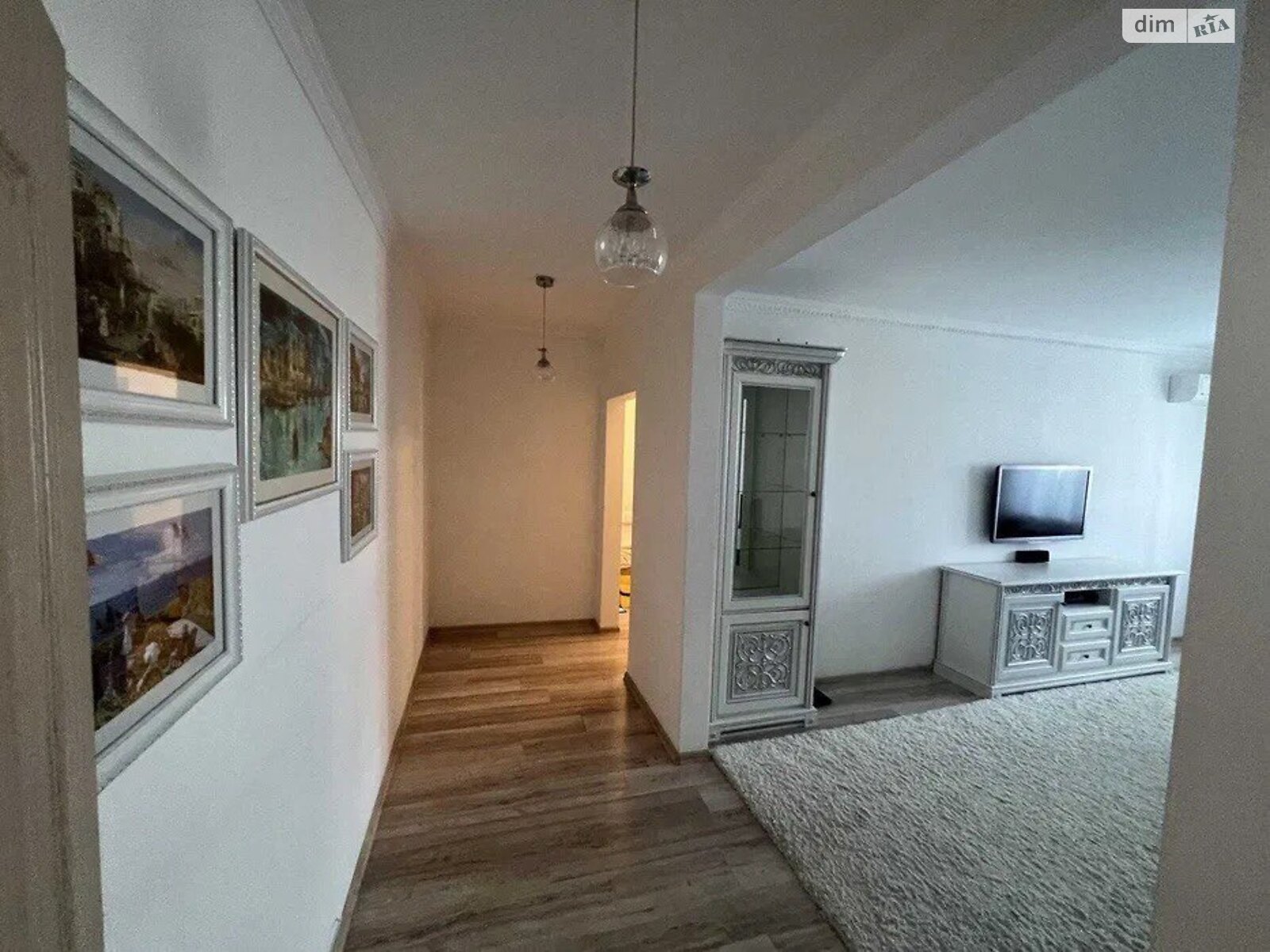 Продаж трикімнатної квартири в Києві, на просп. Європейського Союзу 31А, район Мостицький Масив фото 1 Продаж трикімнатної квартири в Києві, на просп. Європейського Союзу 31А, район Мостицький Масив фото 1
