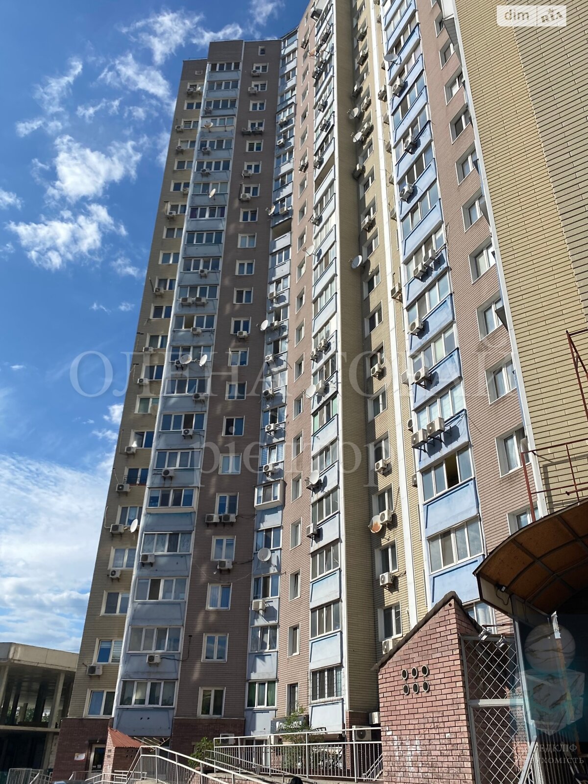 Продаж трикімнатної квартири в Києві, на просп. Європейського Союзу 19А, район Мостицький Масив фото 1 Продаж трикімнатної квартири в Києві, на просп. Європейського Союзу 19А, район Мостицький Масив фото 1