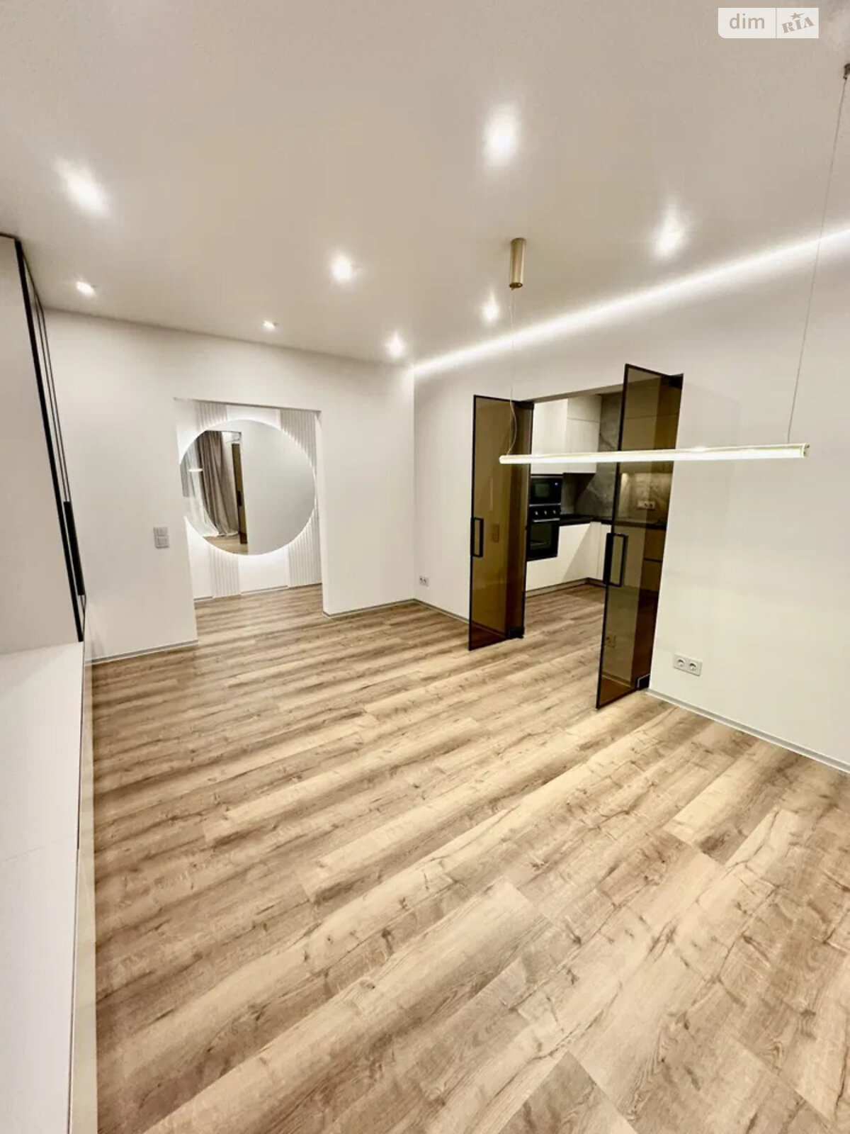 Продажа трехкомнатной квартиры в Киеве, на ул. Мостицкая 26, район Мостицкий Массив фото 1