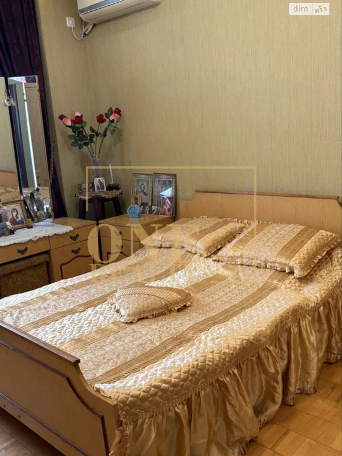 Продаж трикімнатної квартири в Києві, на вул. Наталії Ужвій 5, район Мостицький Масив фото 1 Продаж трикімнатної квартири в Києві, на вул. Наталії Ужвій 5, район Мостицький Масив фото 1