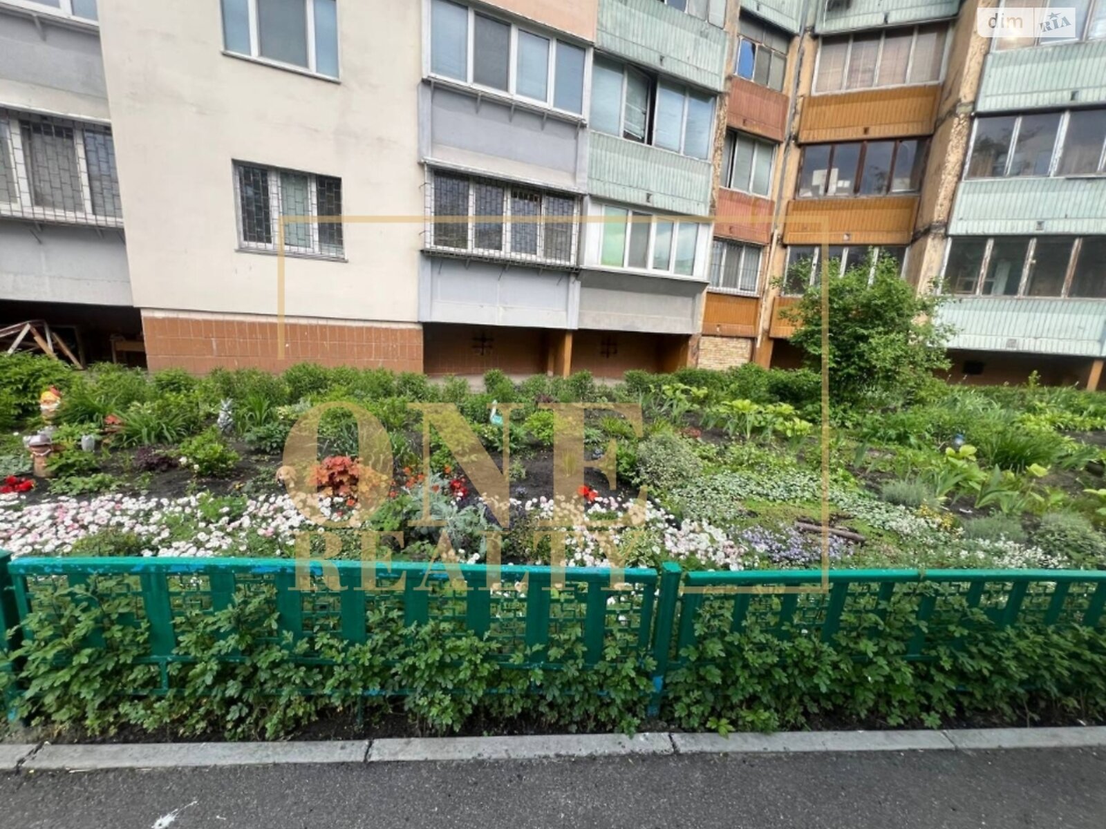 Продажа трехкомнатной квартиры в Киеве, на ул. Наталии Ужвий 5, район Мостицкий Массив фото 1 Продажа трехкомнатной квартиры в Киеве, на ул. Наталии Ужвий 5, район Мостицкий Массив фото 1