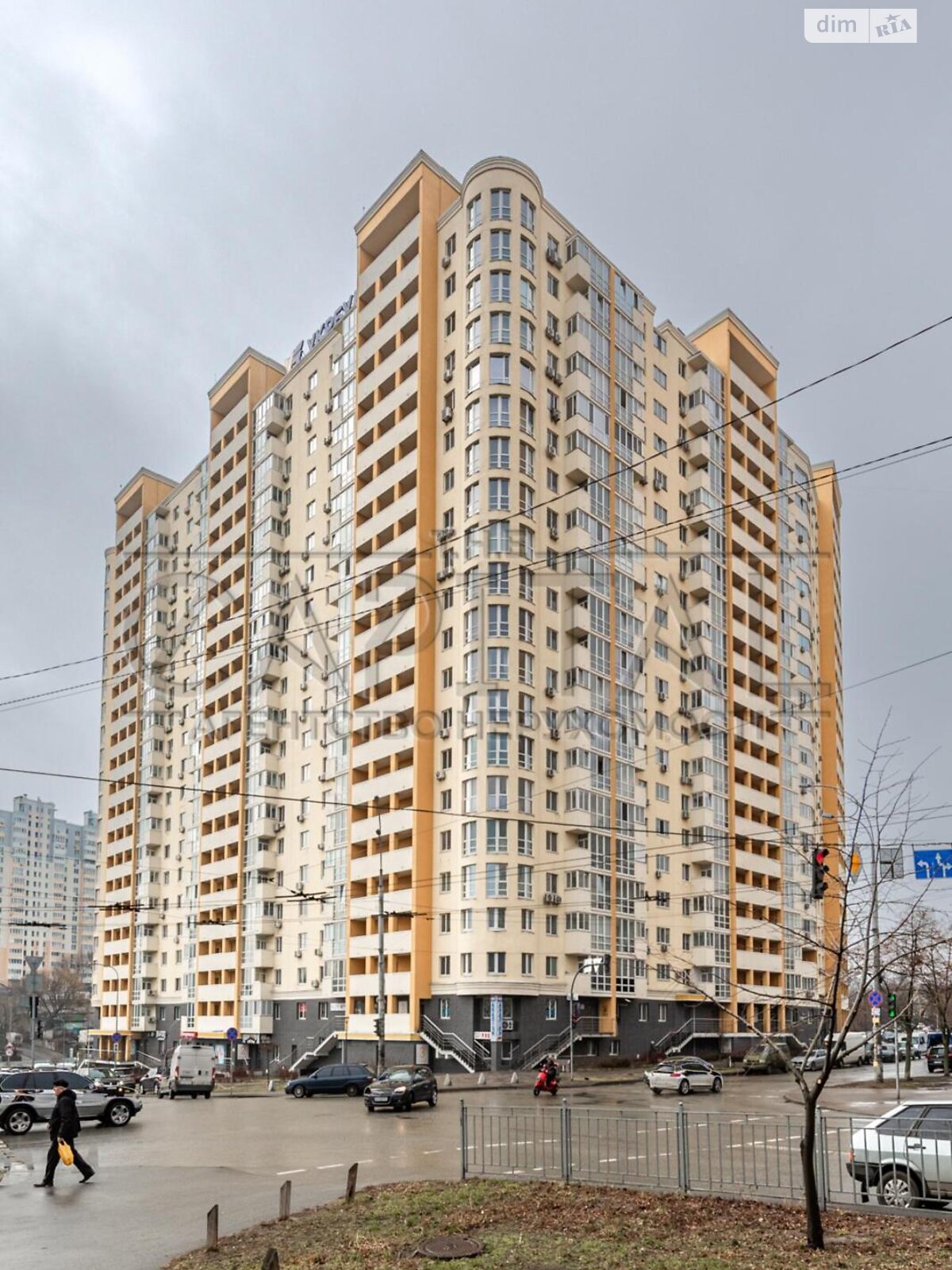 Продажа трехкомнатной квартиры в Киеве, на ул. Новомостицкая 15, район Мостицкий Массив фото 1 Продажа трехкомнатной квартиры в Киеве, на ул. Новомостицкая 15, район Мостицкий Массив фото 1