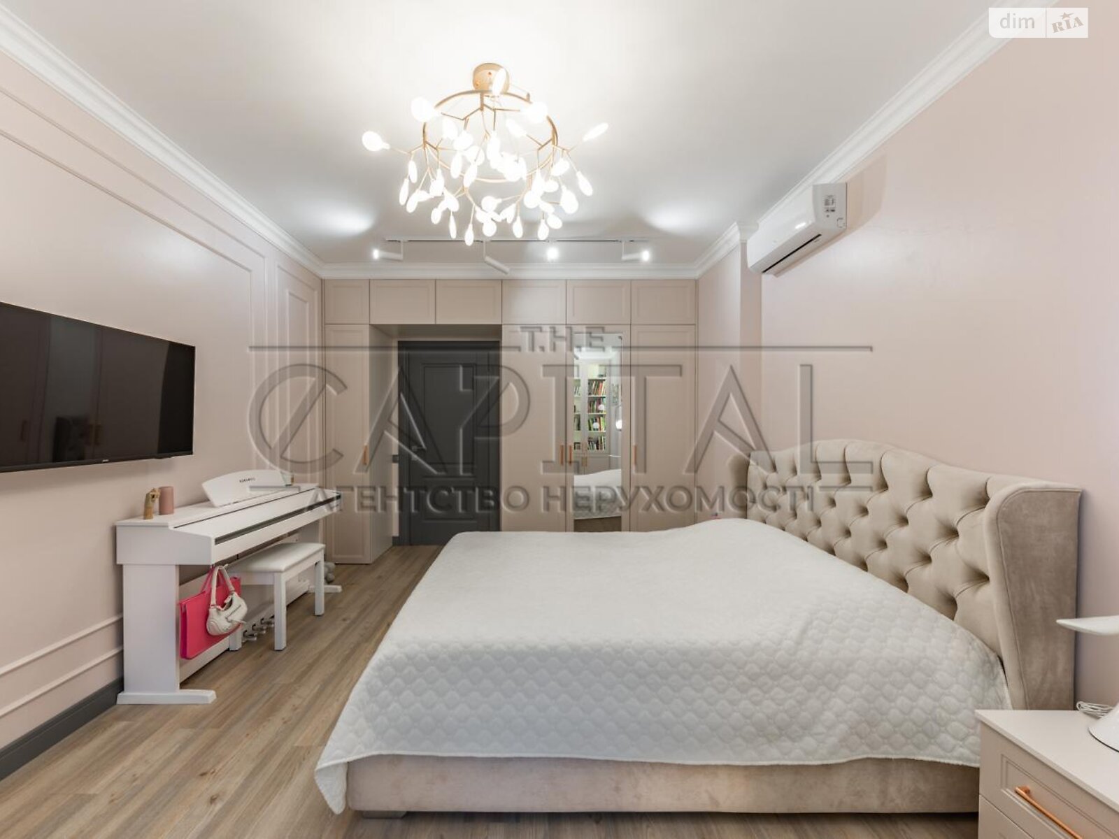 Продажа трехкомнатной квартиры в Киеве, на ул. Новомостицкая 15, район Мостицкий Массив фото 1 Продажа трехкомнатной квартиры в Киеве, на ул. Новомостицкая 15, район Мостицкий Массив фото 1