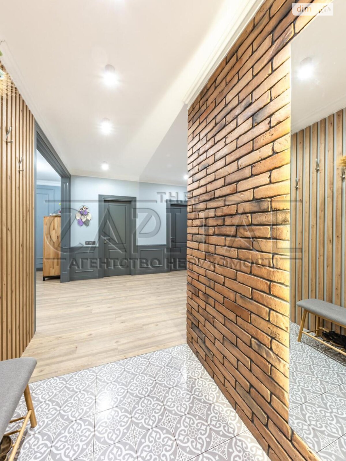 Продажа трехкомнатной квартиры в Киеве, на ул. Новомостицкая 15, район Мостицкий Массив фото 1 Продажа трехкомнатной квартиры в Киеве, на ул. Новомостицкая 15, район Мостицкий Массив фото 1