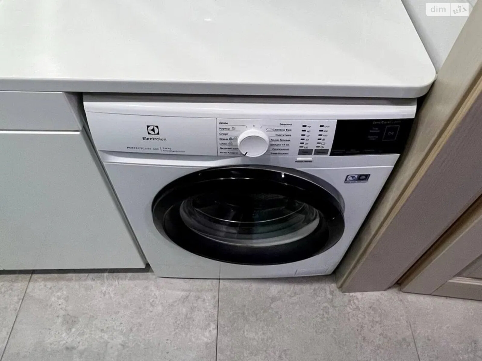 Продажа двухкомнатной квартиры в Киеве, на ул. Новомостицкая 15, район Мостицкий Массив фото 1 Продажа двухкомнатной квартиры в Киеве, на ул. Новомостицкая 15, район Мостицкий Массив фото 1