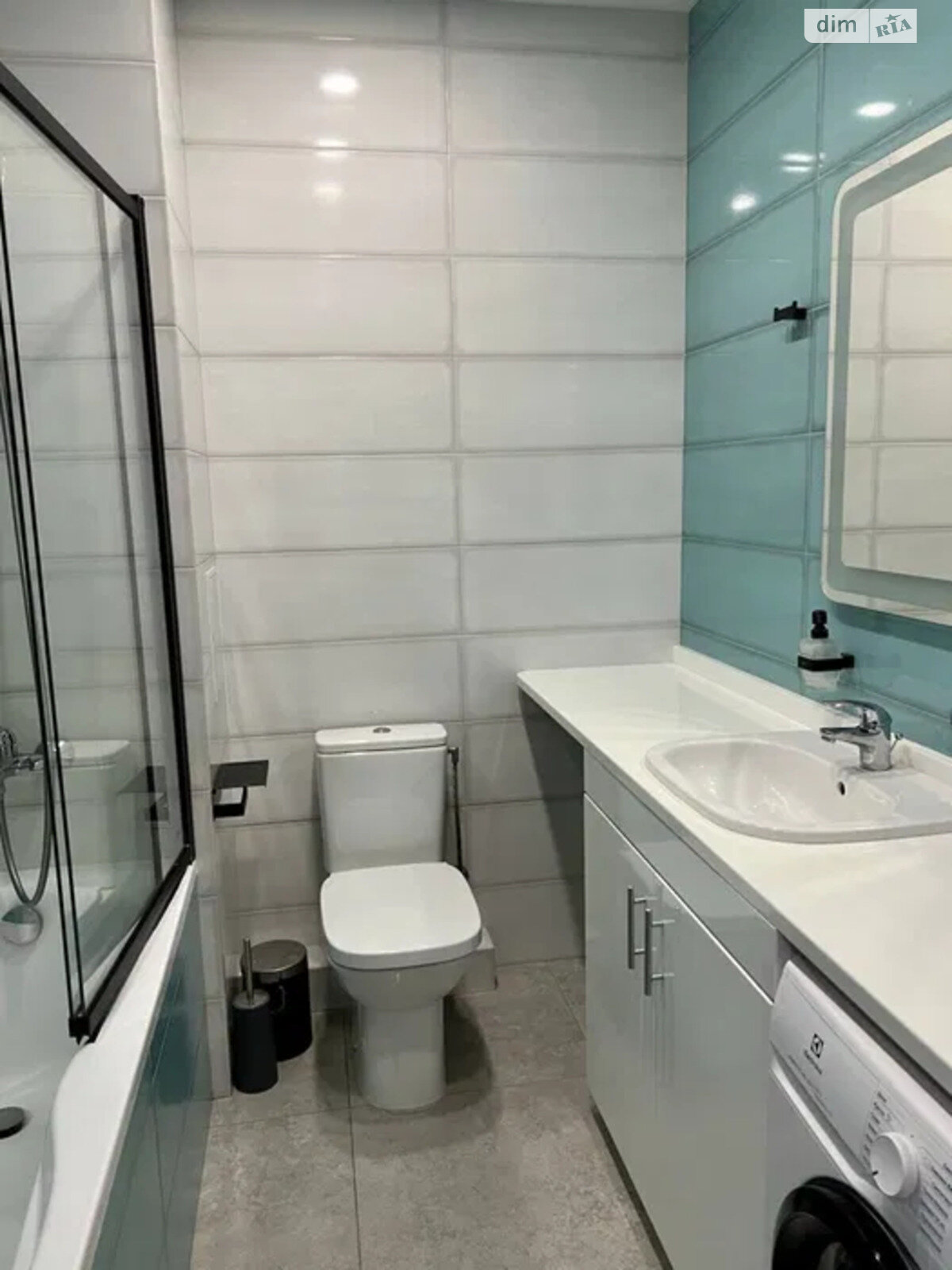 Продажа двухкомнатной квартиры в Киеве, на ул. Новомостицкая 15, район Мостицкий Массив фото 1 Продажа двухкомнатной квартиры в Киеве, на ул. Новомостицкая 15, район Мостицкий Массив фото 1