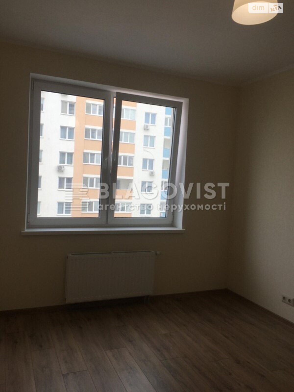 Продаж трикімнатної квартири в Києві, на вул. Сергія Данченка 32, район Мостицький Масив фото 1 Продаж трикімнатної квартири в Києві, на вул. Сергія Данченка 32, район Мостицький Масив фото 1