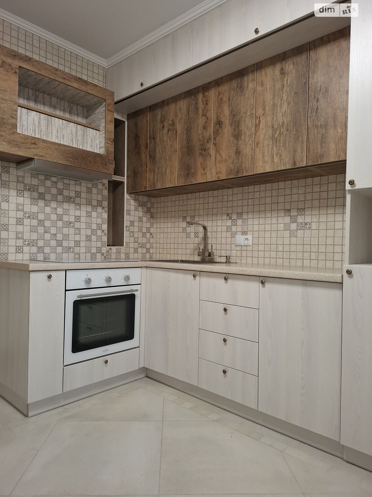 Продажа двухкомнатной квартиры в Киеве, на ул. Сергeя Данченко 28, район Мостицкий Массив фото 1 Продажа двухкомнатной квартиры в Киеве, на ул. Сергeя Данченко 28, район Мостицкий Массив фото 1