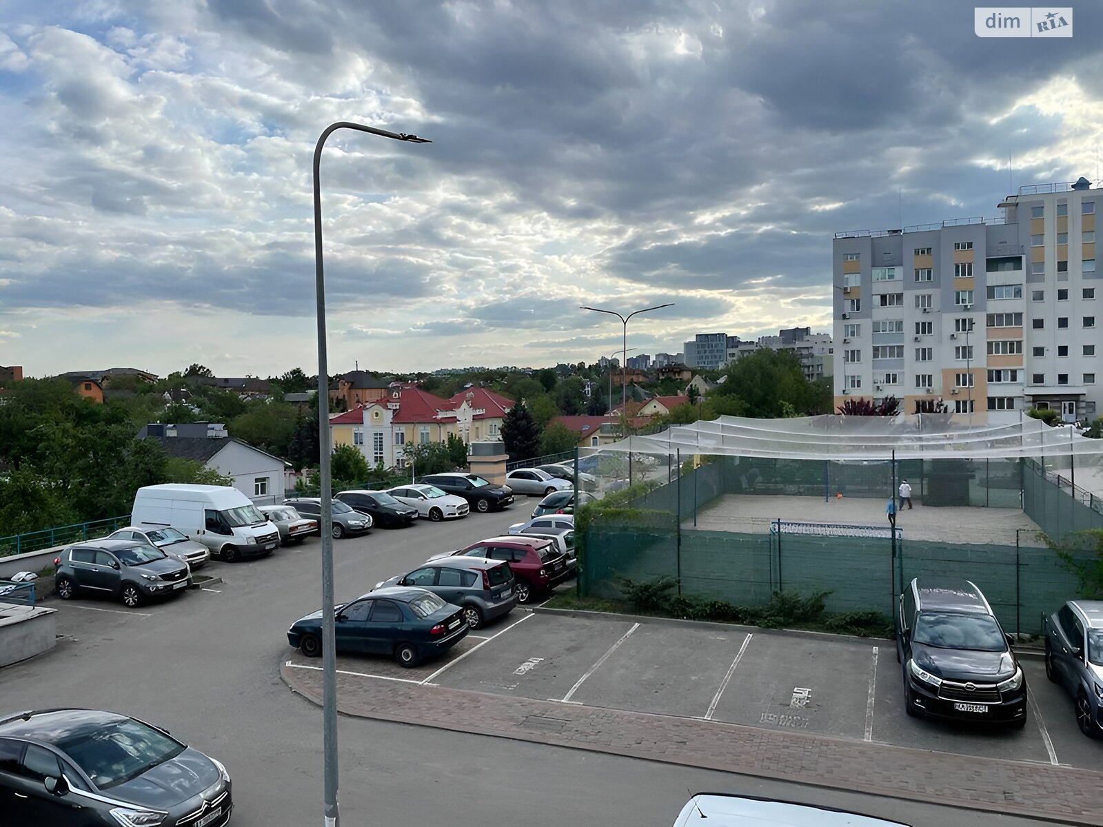 Продаж трикімнатної квартири в Києві, на вул. Сергія Данченка 28Б, район Мостицький Масив фото 1 Продаж трикімнатної квартири в Києві, на вул. Сергія Данченка 28Б, район Мостицький Масив фото 1